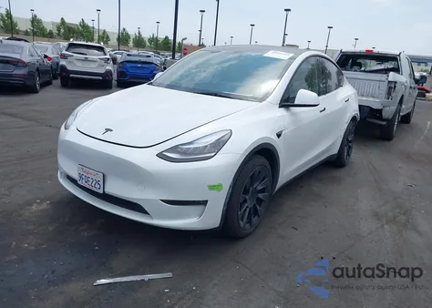 2023 Tesla Model Y Awd/Long Range Dual Motor All-Wheel Drive из США, поврежденный, VIN 7SAYGDEE3PA079248